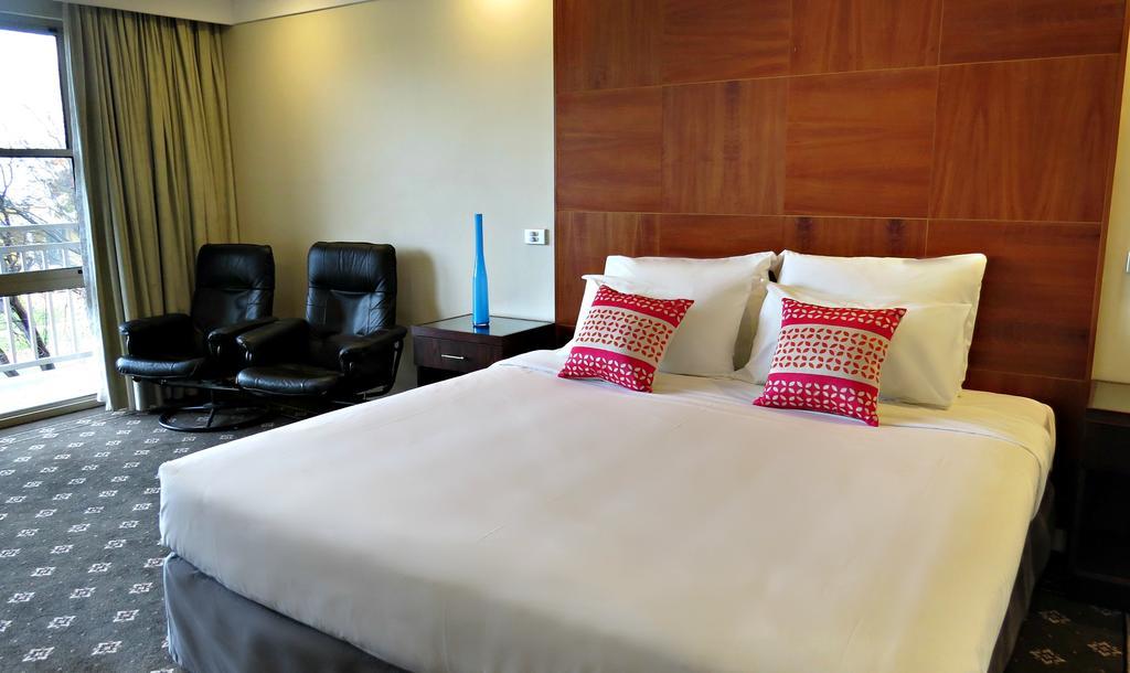 Best Western Plus Гоулбёрн Экстерьер фото